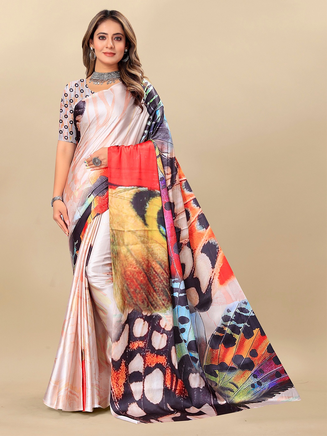 

VEDANT VASTRAM Ethnic Motifs Printed Satin Saree, Red