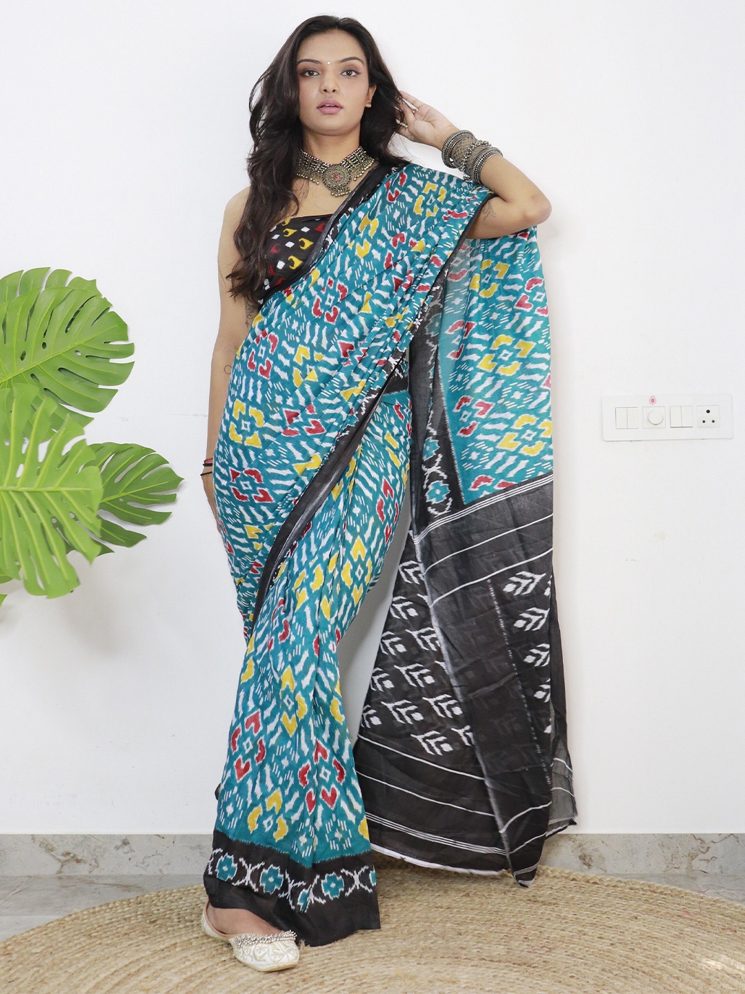 

VEDANT VASTRAM Ethnic Motifs Printed Pure Cotton Block Print Saree, Teal