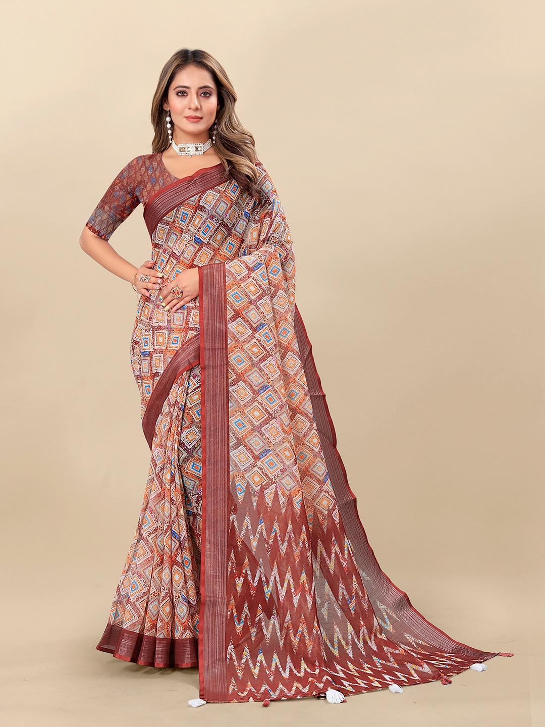 

VEDANT VASTRAM Zari Digital Print Pure Linen Saree, Brown