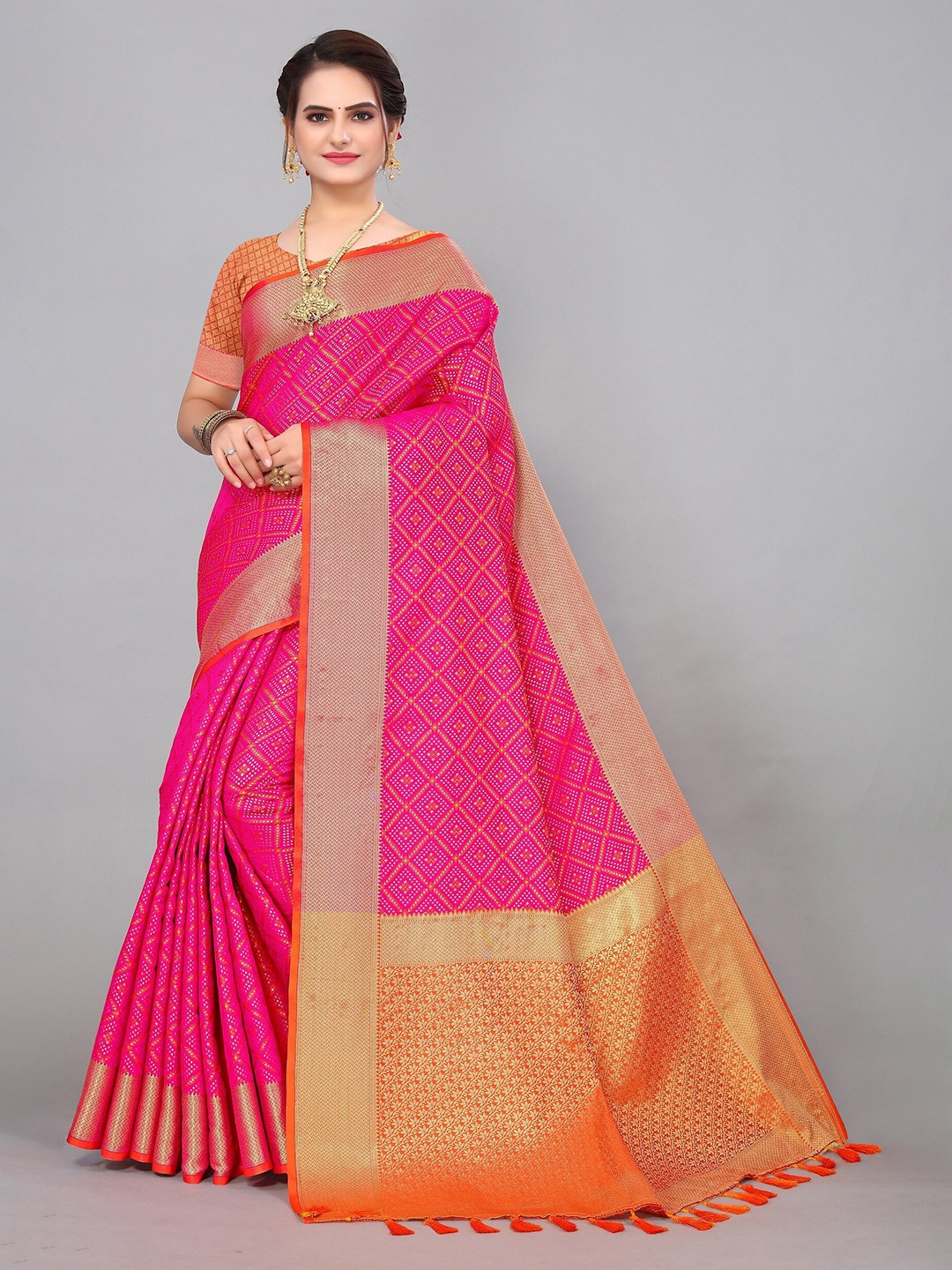 

VEDANT VASTRAM Ethnic Motifs Zari Patola Saree, Pink