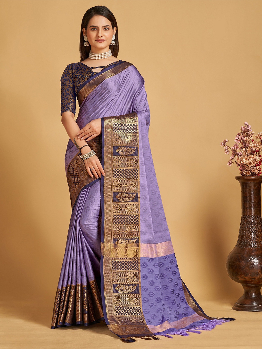 

VEDANT VASTRAM Woven Design Zari Silk Designer Banarasi Saree, Lavender