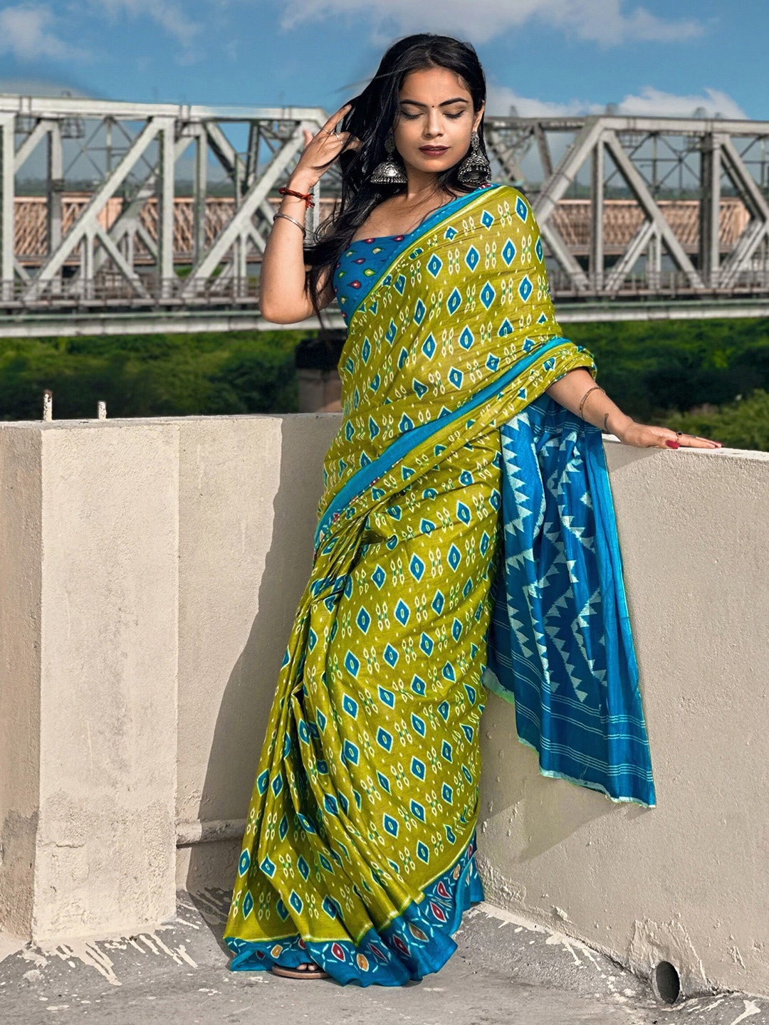 

VEDANT VASTRAM Block Printed Pure Cotton Saree, Green