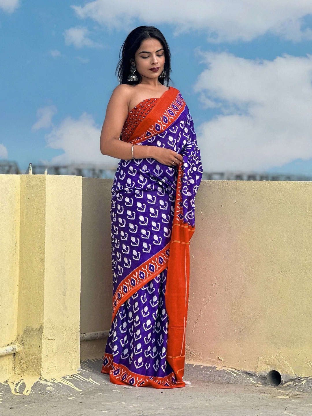 

VEDANT VASTRAM Ethnic Motifs Pure Cotton Block Print Saree, Blue