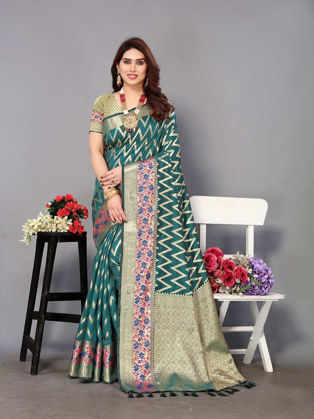 

VEDANT VASTRAM Woven Design Zari Designer Banarasi Saree, Teal