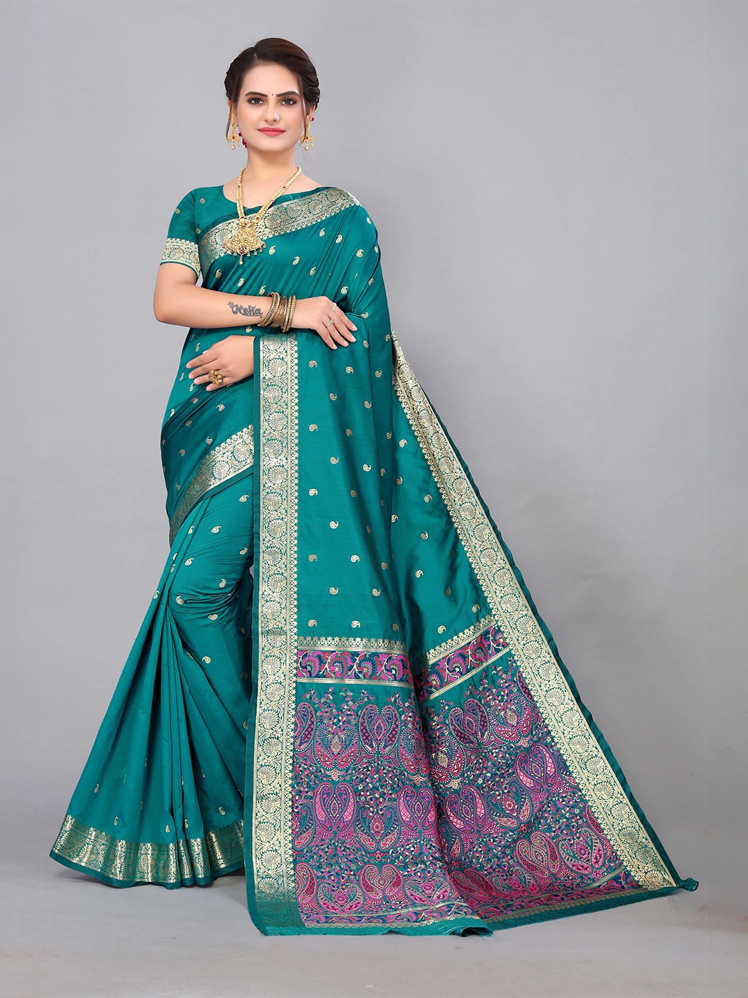 

VEDANT VASTRAM Floral Zari Banarasi Saree, Teal