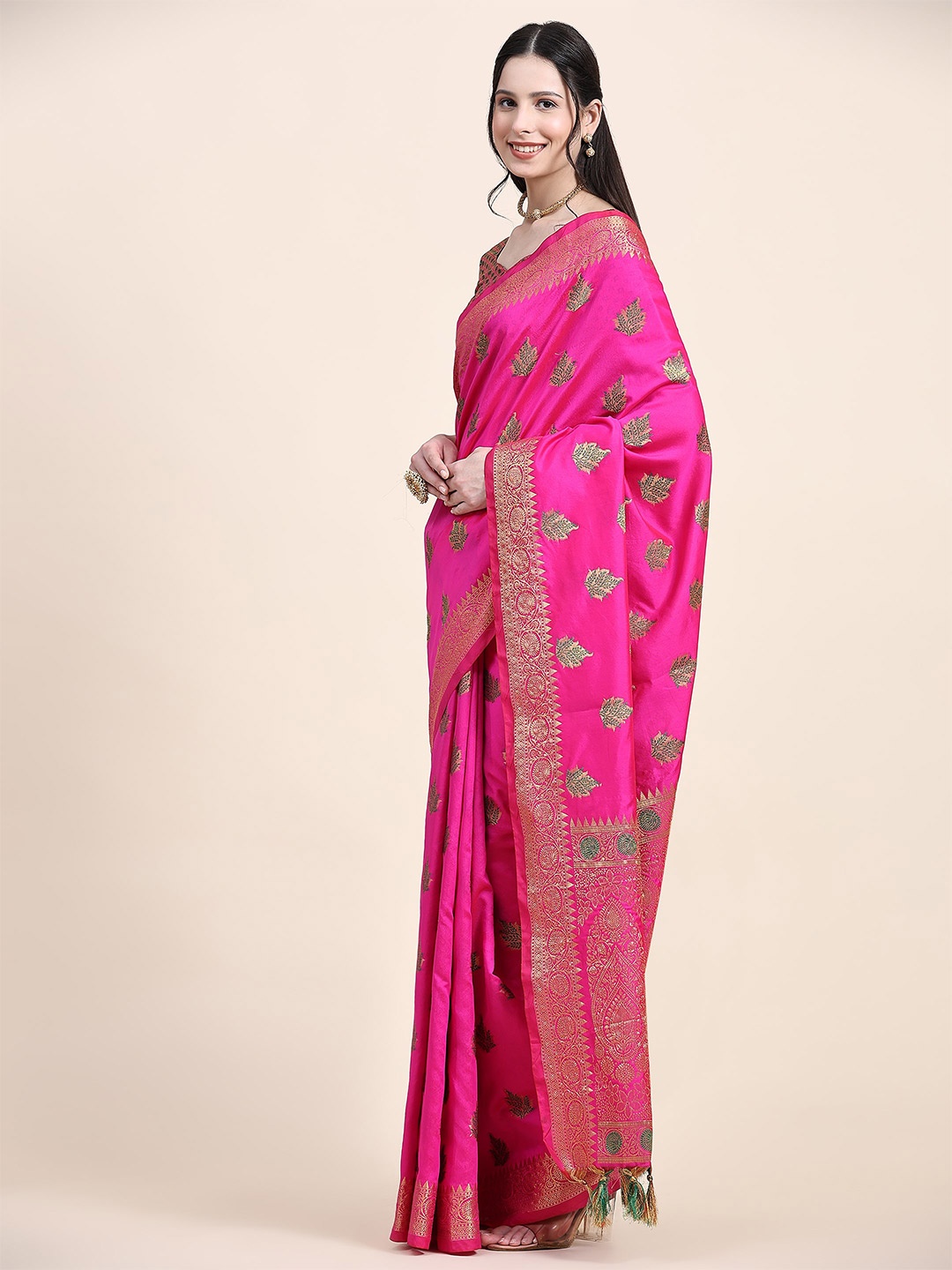

VEDANT VASTRAM Ethnic Motifs Woven Design Zari Kanjeevaram Saree, Pink