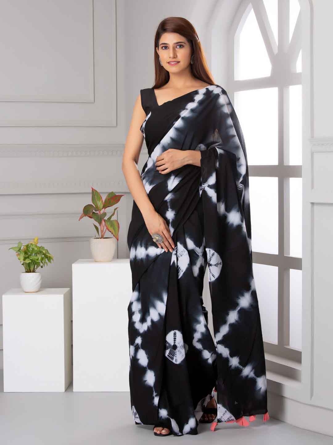 

clothonus Tie and Dye Pure Cotton Block Print Saree, Black