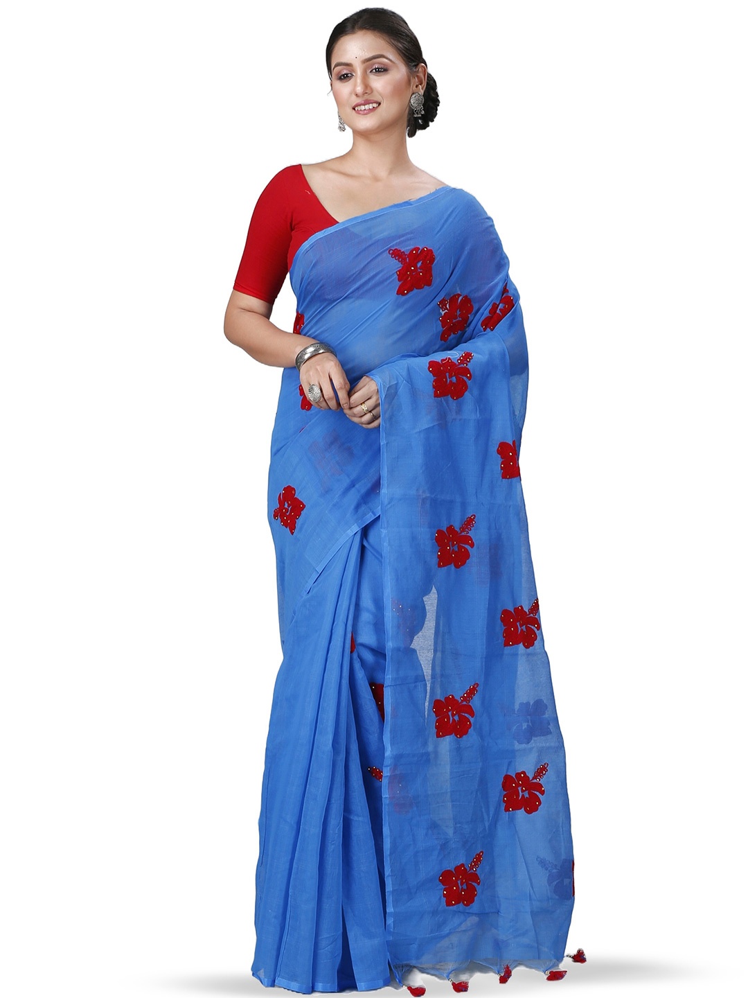 

DipDiya Floral Embroidered Taant Saree, Blue