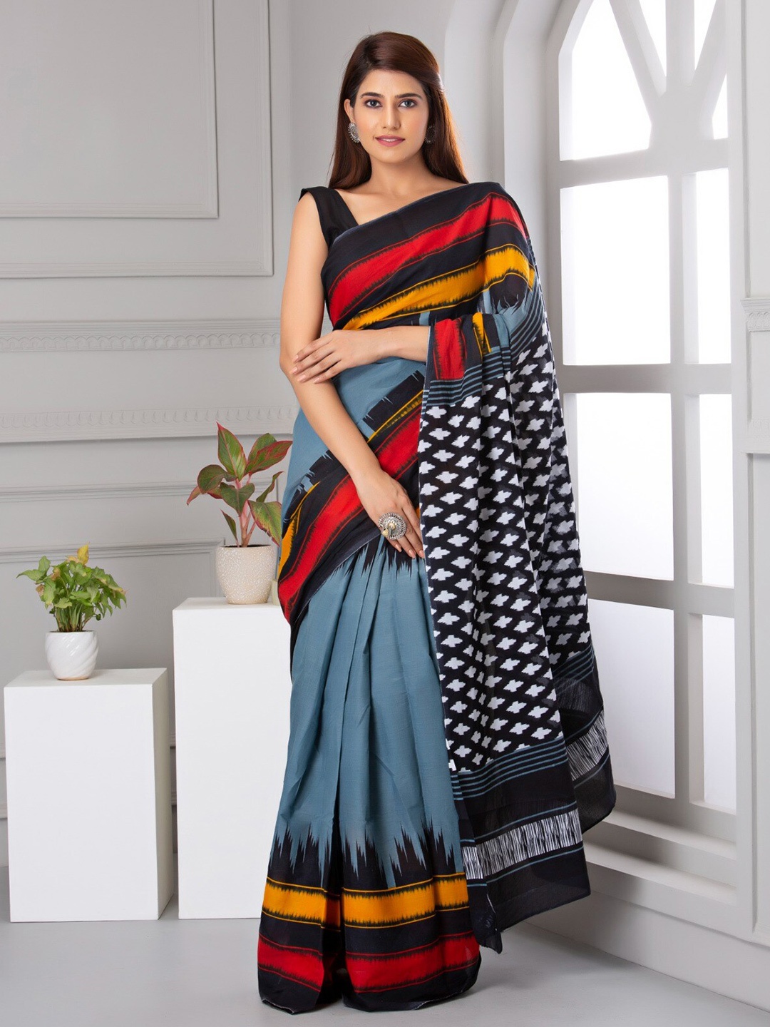 

KIAARON Abstract Pure Cotton Block Print Saree, Grey