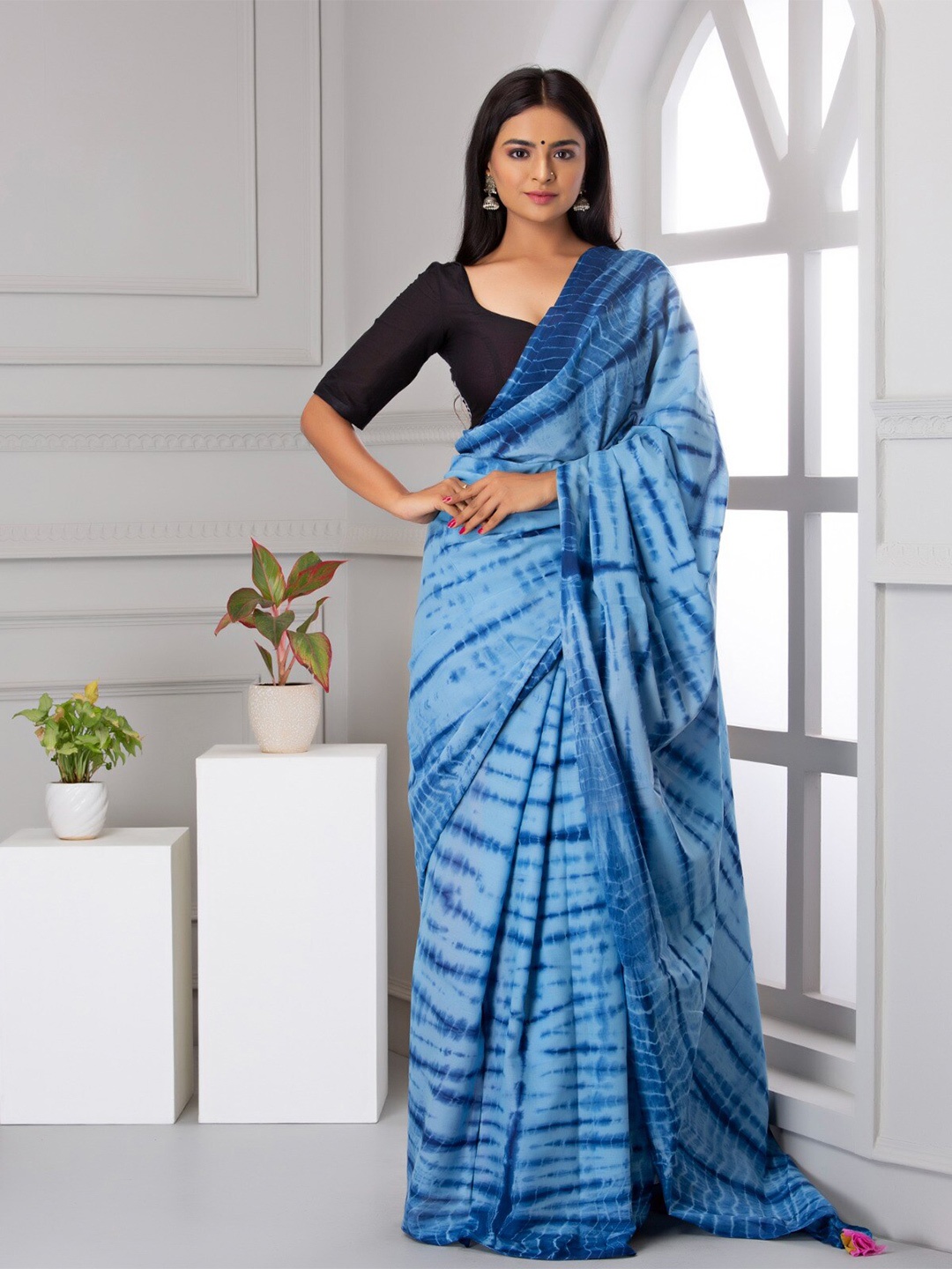 

KIAARON Tie and Dye Pure Cotton Block Print Saree, Blue