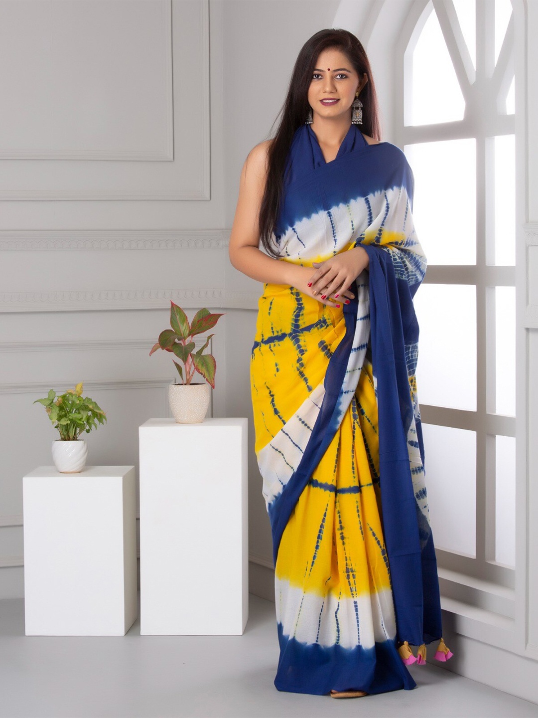 

KIAARON Tie and Dye Pure Cotton Block Print Saree, Yellow