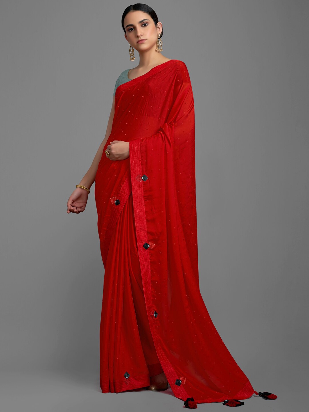 

Shaily Embellished Beads and Stones Saree, Red