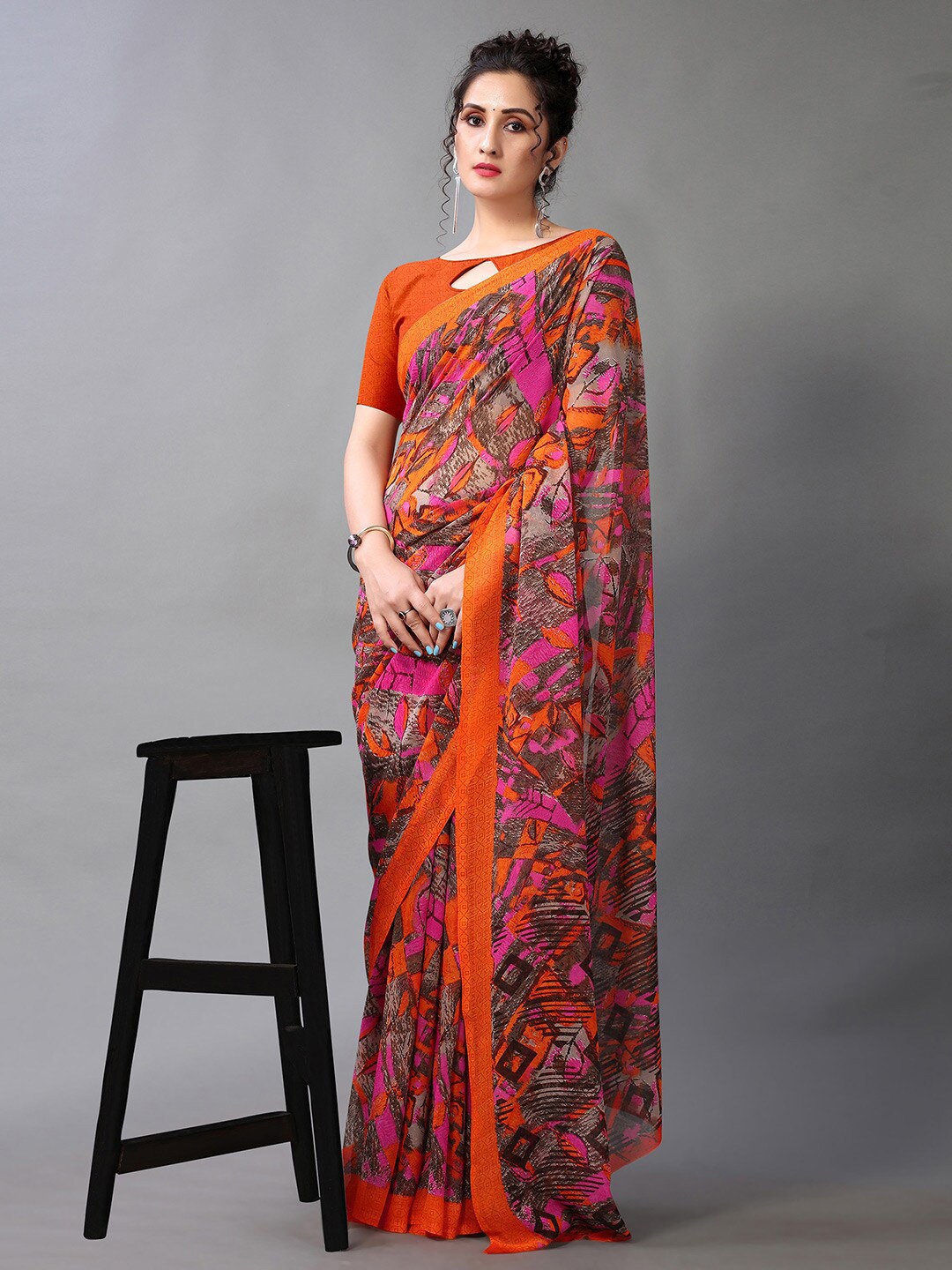 

Shaily Orange & Pink Abstract Printed Saree
