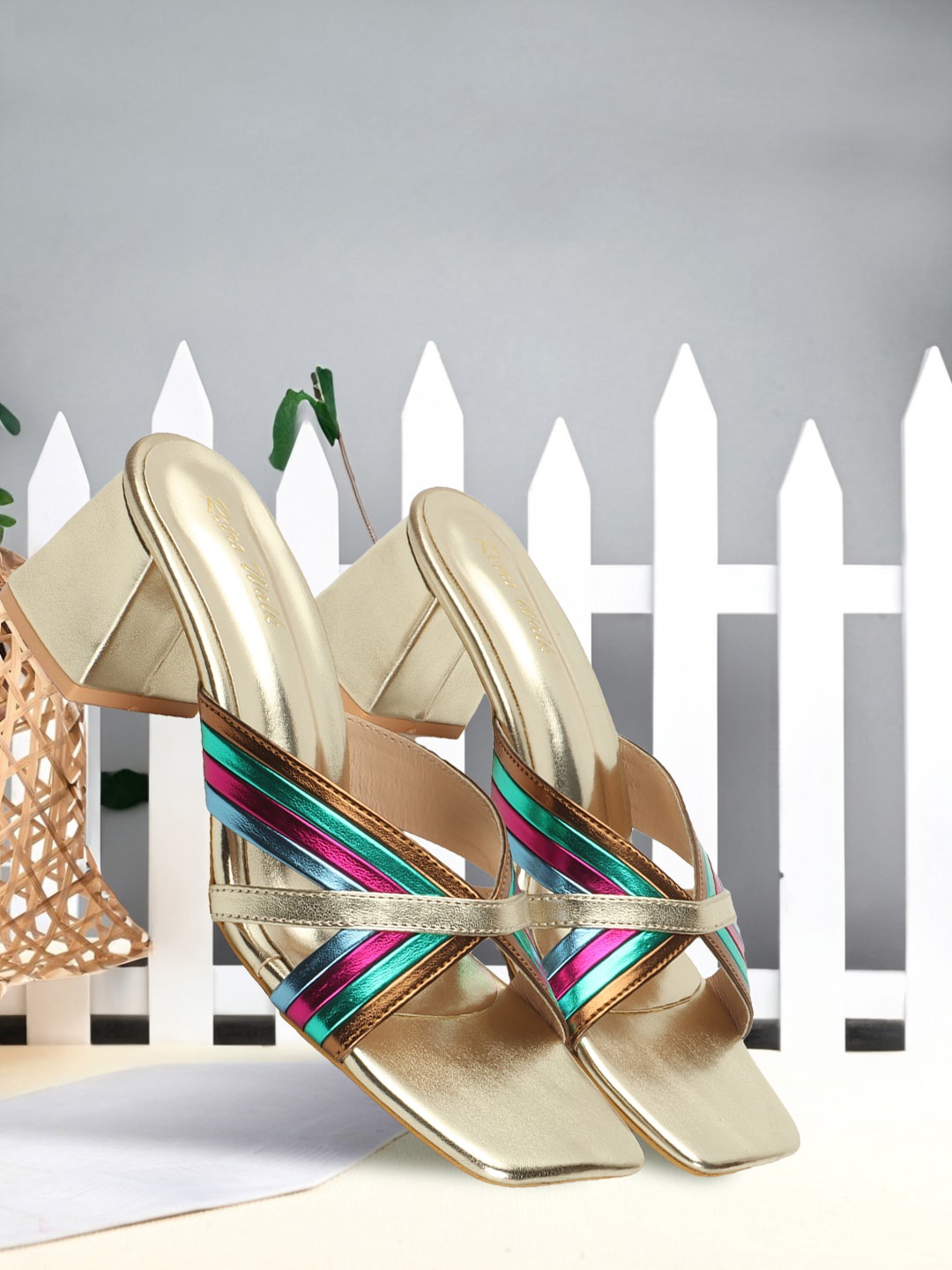 

Retro Walk Striped Open Toe Block Heels, Gold