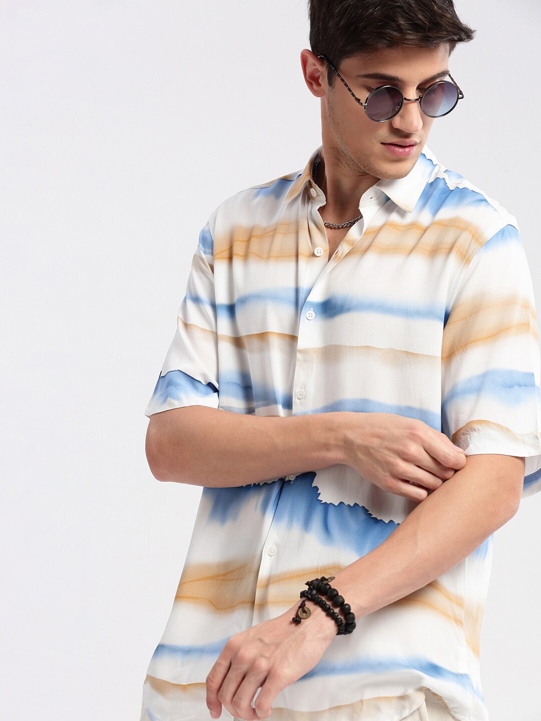 

SHOWOFF Standard Slim Fit Printed Cotton Casual Shirt, Off white