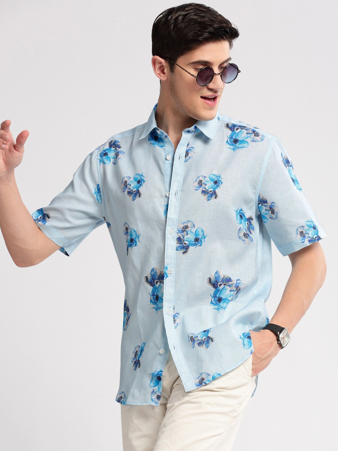 

SHOWOFF Standard Slim Fit Floral Printed Cotton Casual Shirt, Blue