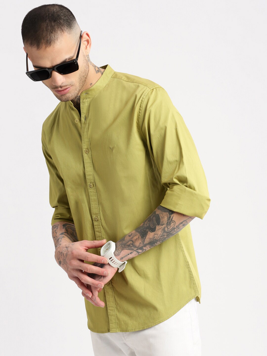 

SHOWOFF Premium Slim Fit Opaque Cotton Casual Shirt, Olive