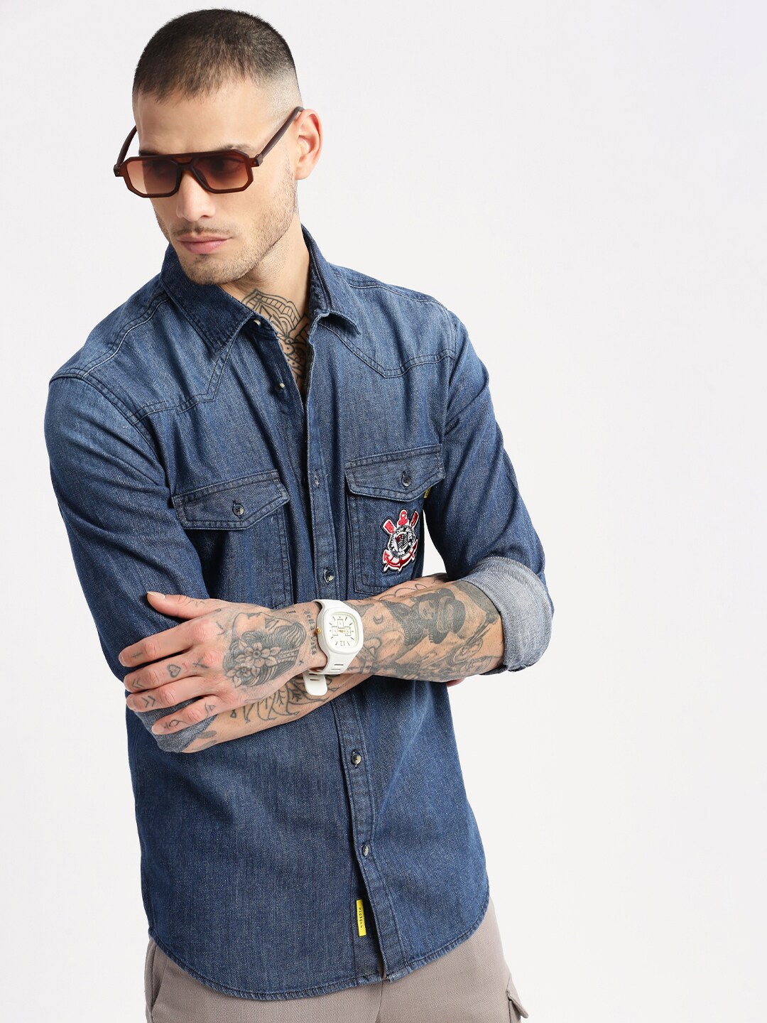 

SHOWOFF Standard Slim Fit Typography Printed Denim Casual Shirt, Navy blue