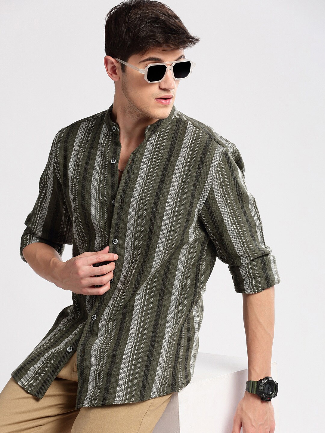 

SHOWOFF Standard Slim Fit Vertical Striped Mandarin Collar Cotton Casual Shirt, Olive
