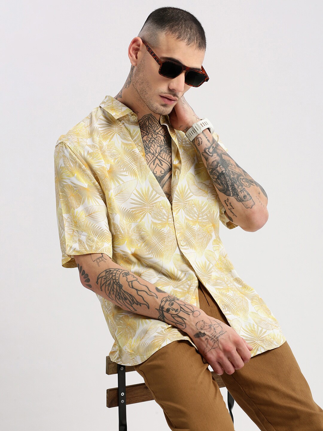 

SHOWOFF Smart Slim Fit Floral Printed Cotton Casual Shirt, Yellow