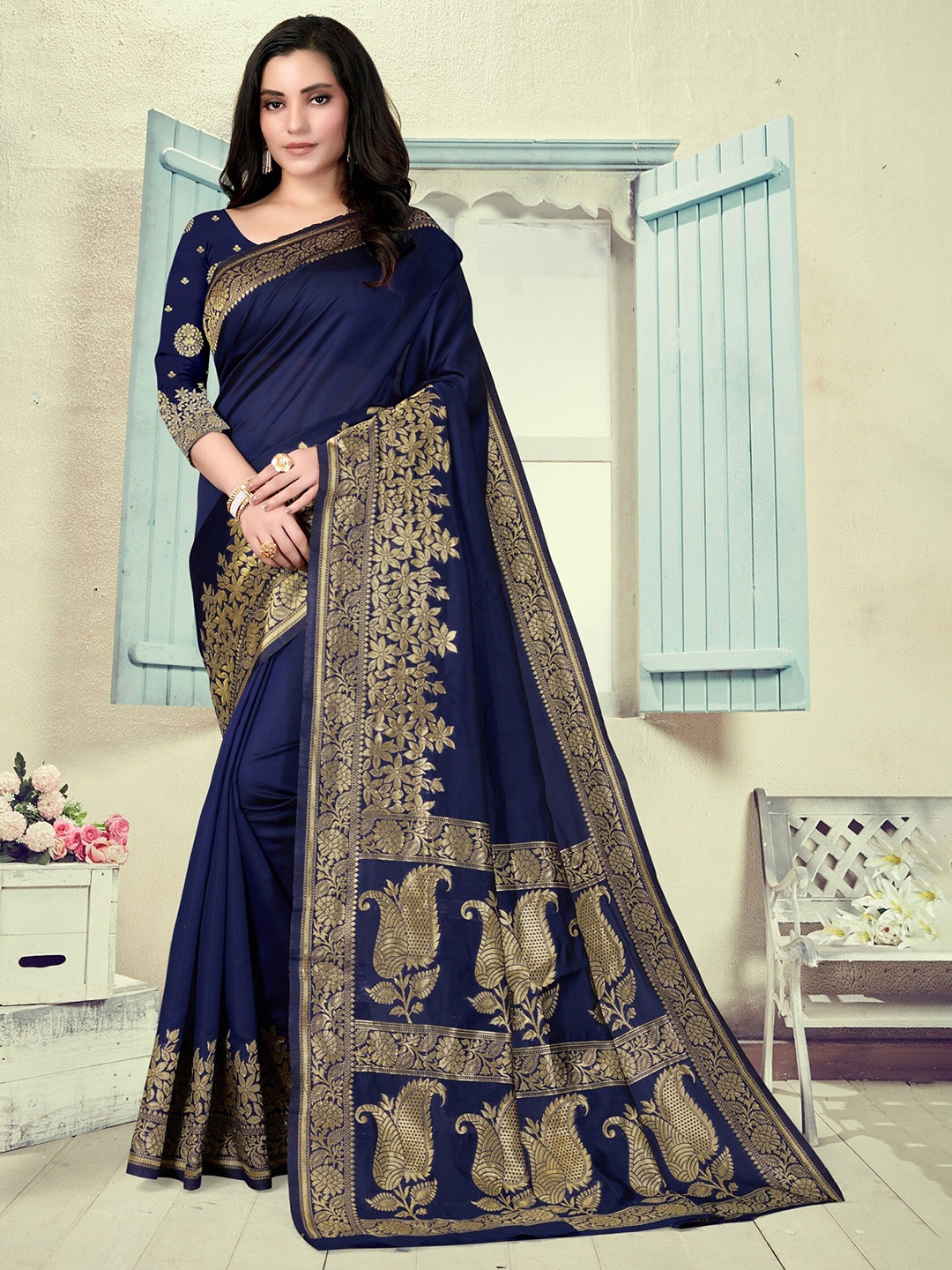 

VEDANT VASTRAM Zari Litchi Silk Designer Banarasi Saree, Navy blue