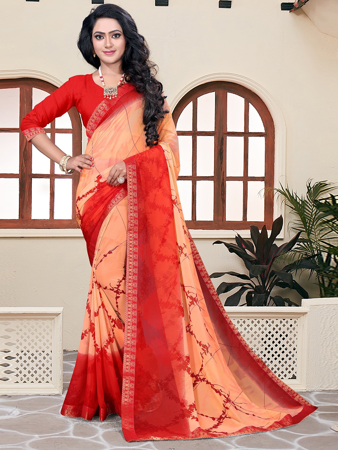 

VEDANT VASTRAM Floral Pure Georgette Saree, Peach