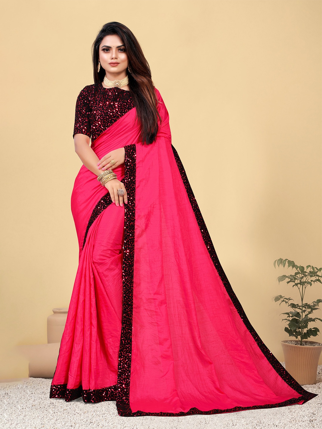 

VEDANT VASTRAM Sequinned Designer Saree, Pink