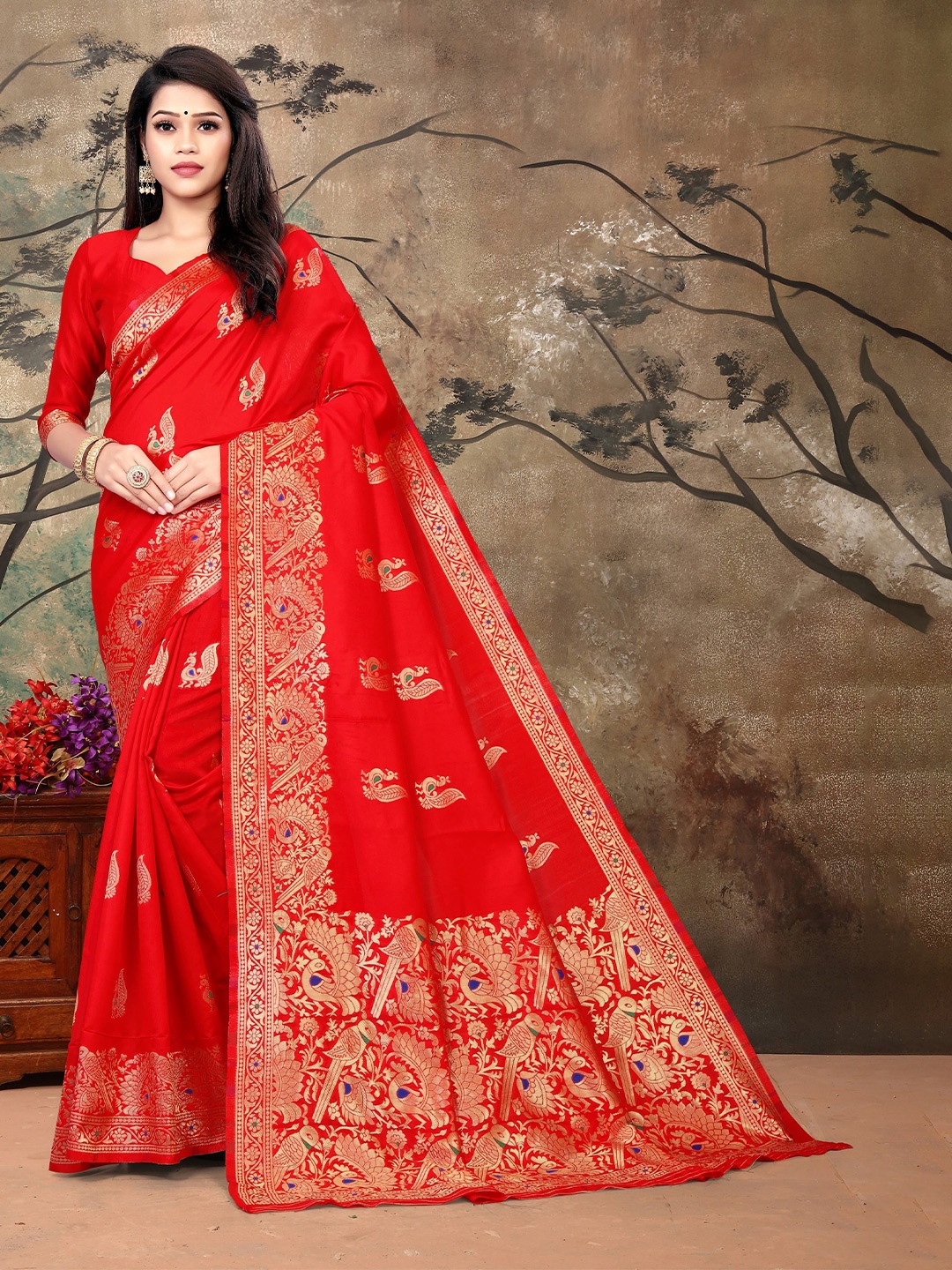 

VEDANT VASTRAM Woven Design Zari Silk Banarasi Saree, Red