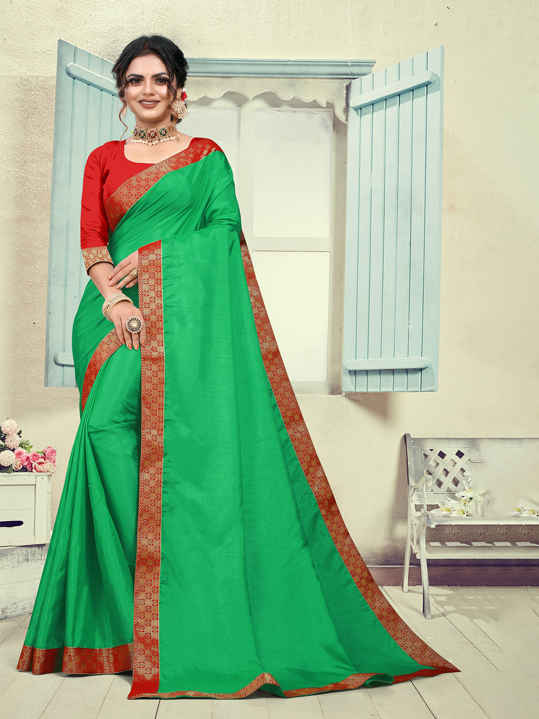 

VEDANT VASTRAM Woven Design Saree, Green
