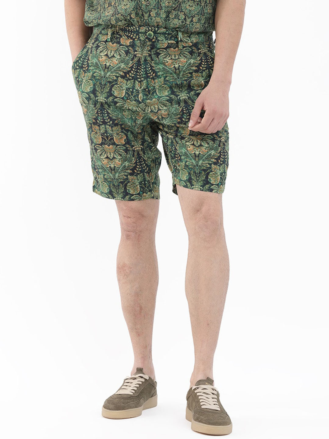 

RARE RABBIT Men Rabeno Floral Printed Cotton Shorts, Green