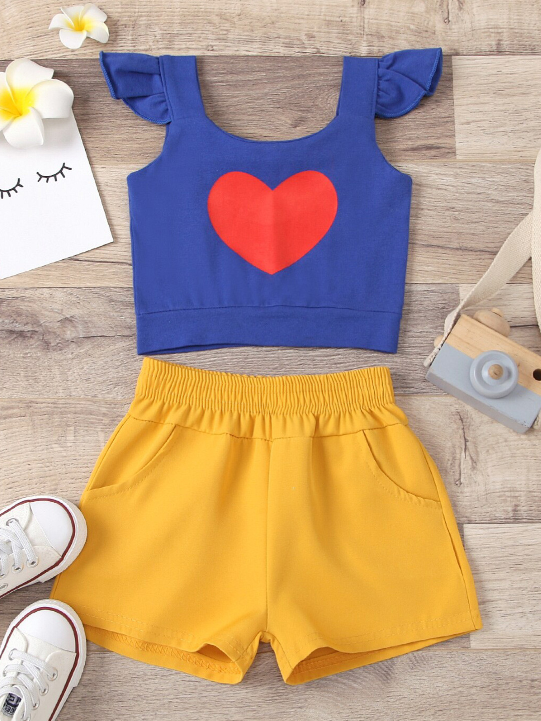 

StyleCast Yellow Infant Girls Printed Top with Shorts
