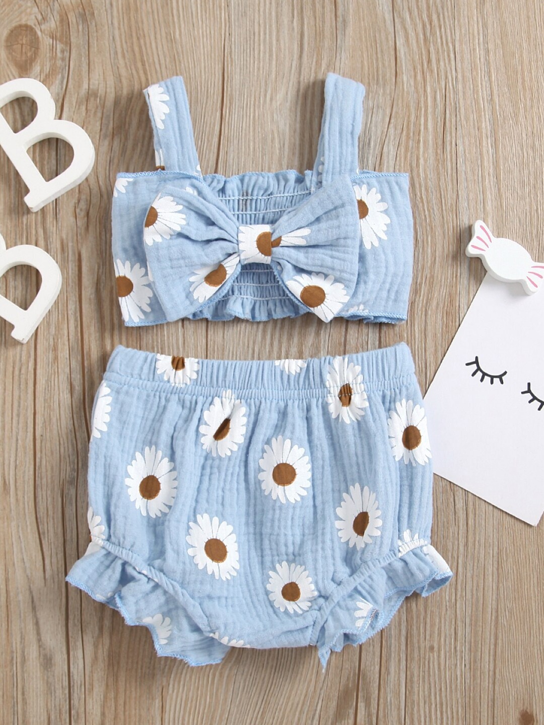 

StyleCast Girls Blue Printed Top with Shorts