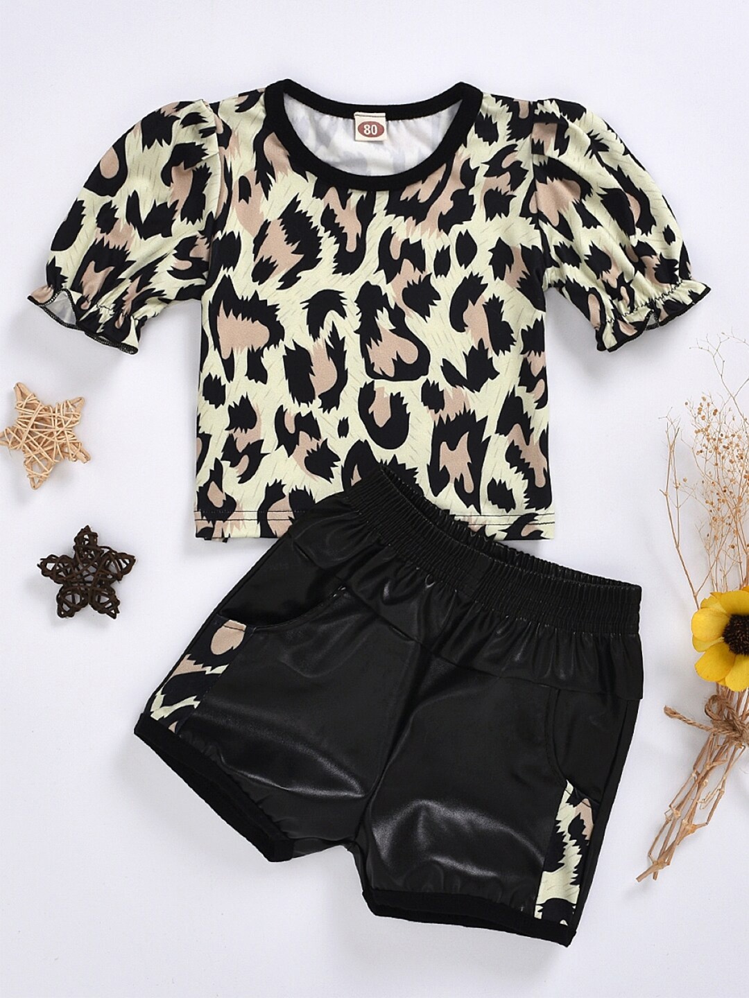 

StyleCast Girls Black Printed Top with Shorts