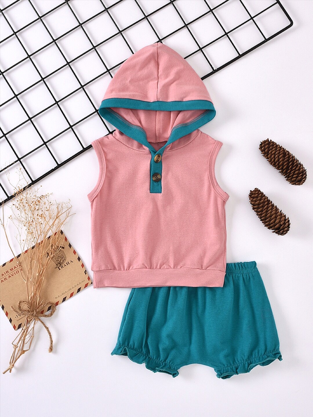 

StyleCast Pink Infant Girls Hooded Sleeveless T-shirt with Shorts