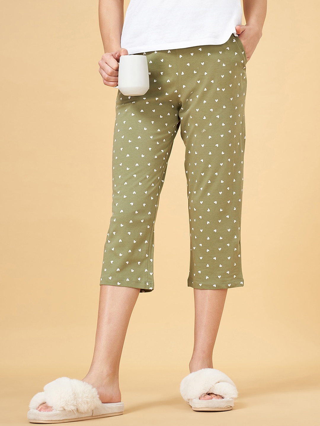 

Dreamz by Pantaloons Women Conversational Printed Pure Cotton Lounge Pants, Olive