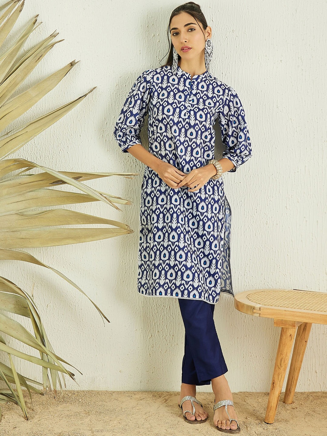 

MASSTANI BY INDDUS Ethnic Motifs Printed Regular Kurta With Trousers, Blue