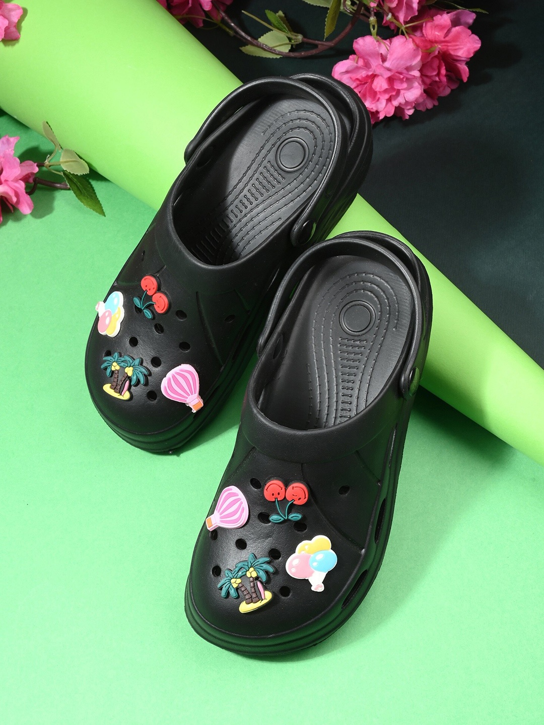

Layasa Women Self Design Lightweight Clogs, Black