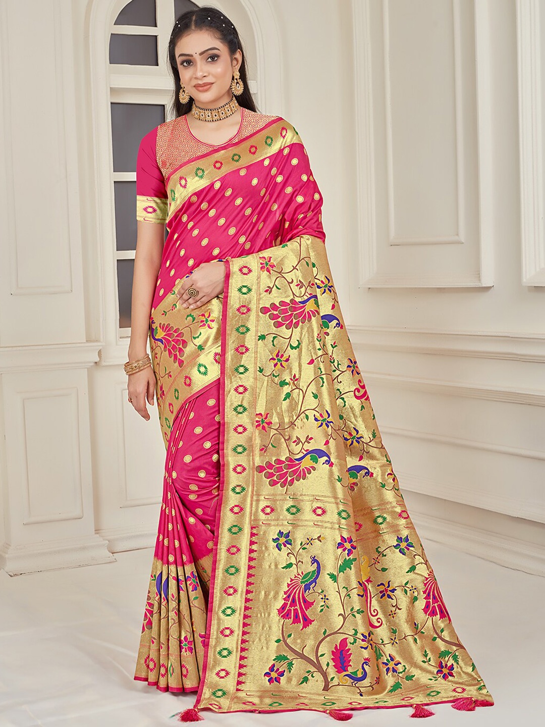 

Pionex Ethnic Motifs Zari Pure Silk Paithani Saree, Pink