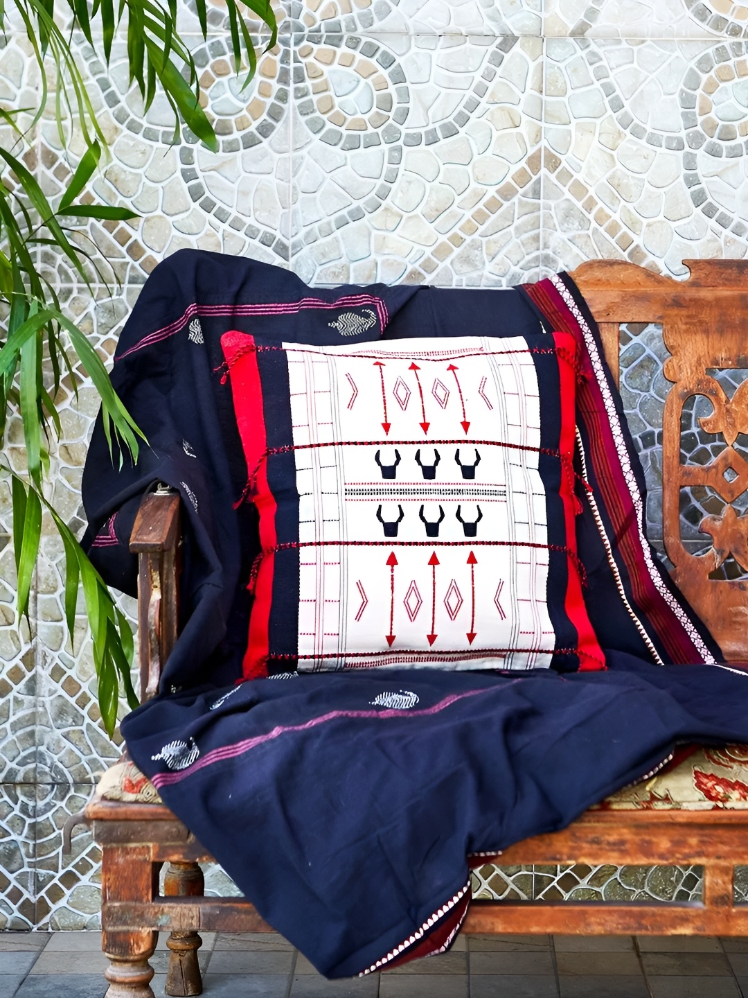 

Peepul Tree Red & White Geometric Printed Cotton Square Cushion Cover