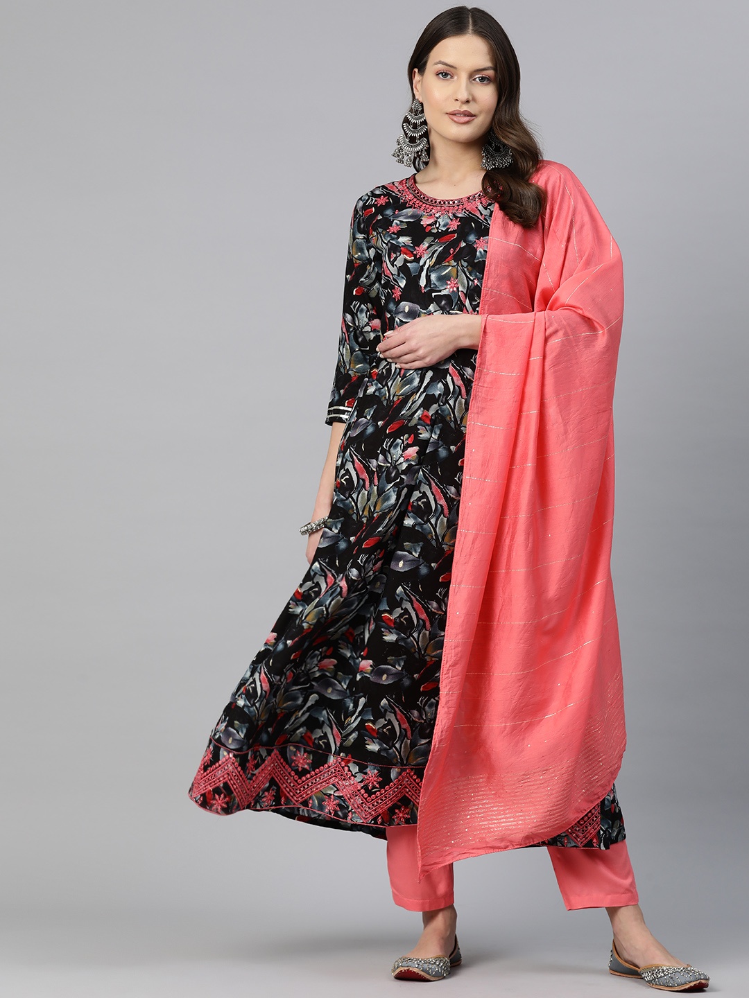 

Readiprint Fashions Floral Printed Sequinned Kurta with Trousers & Dupatta, Pink