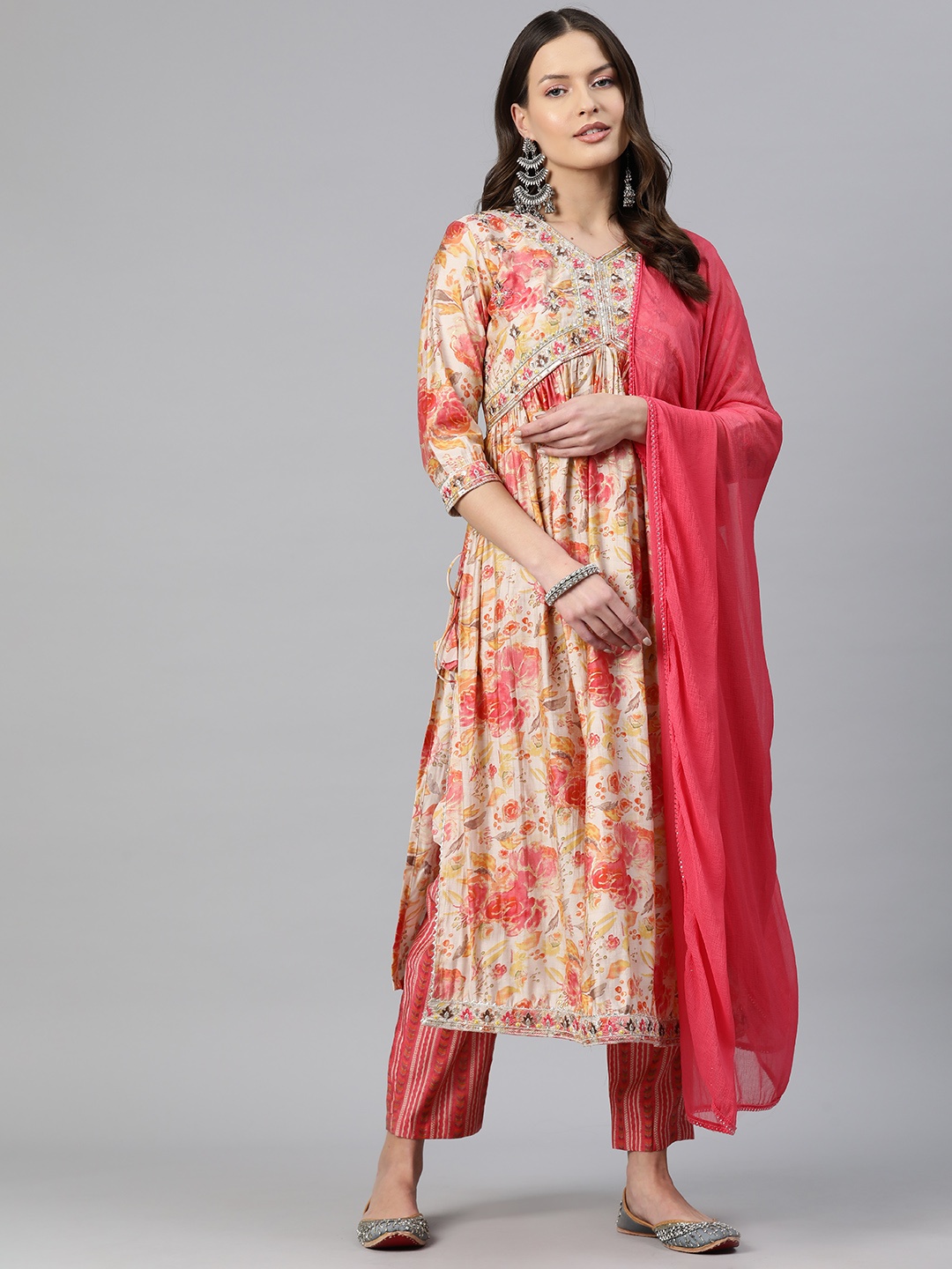 

Readiprint Fashions Floral Printed Empire Sequinned Chanderi Silk Kurta Set, Pink