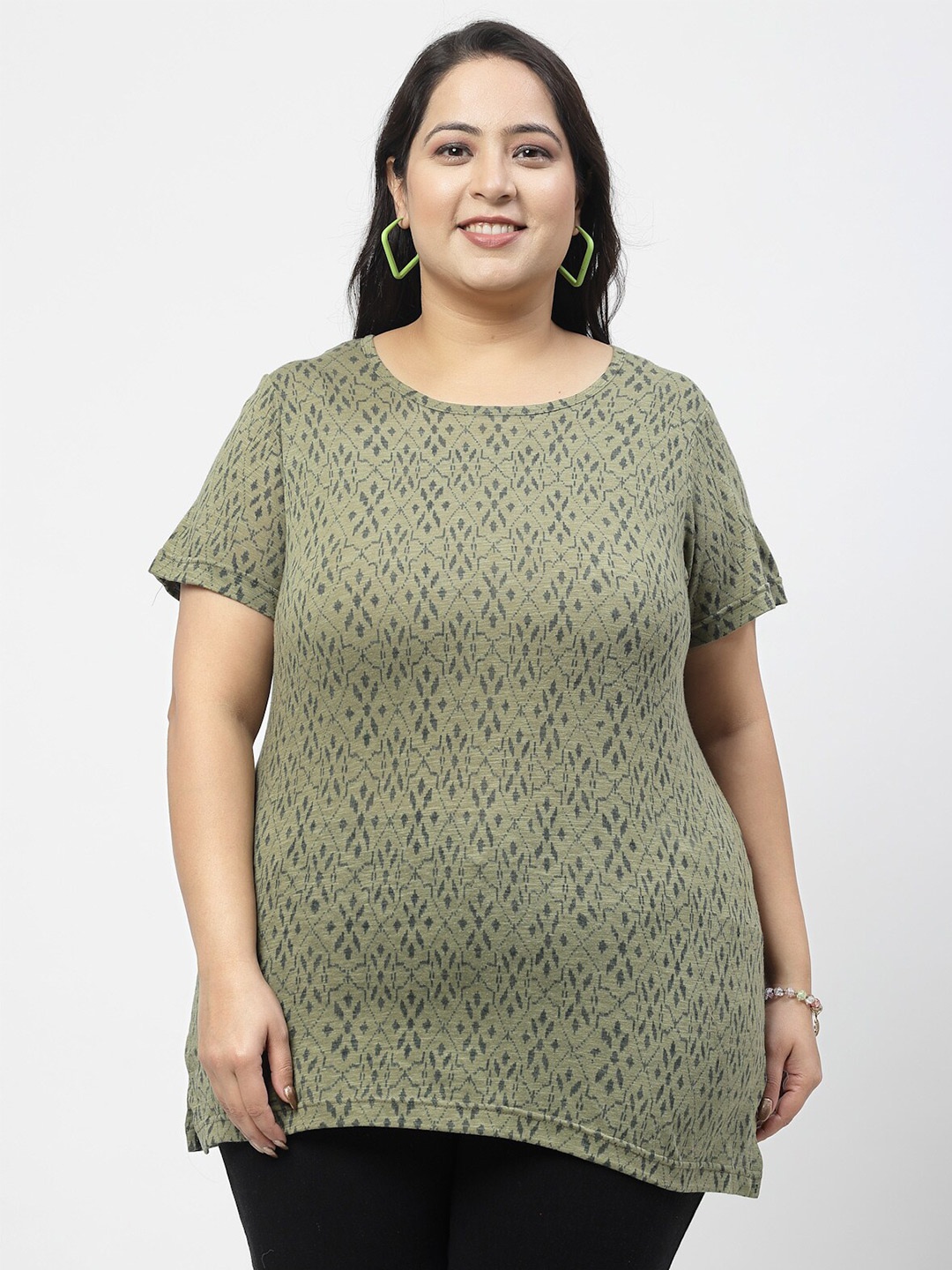 

plusS Plus Size Geometric Printed Cotton T-shirt, Olive