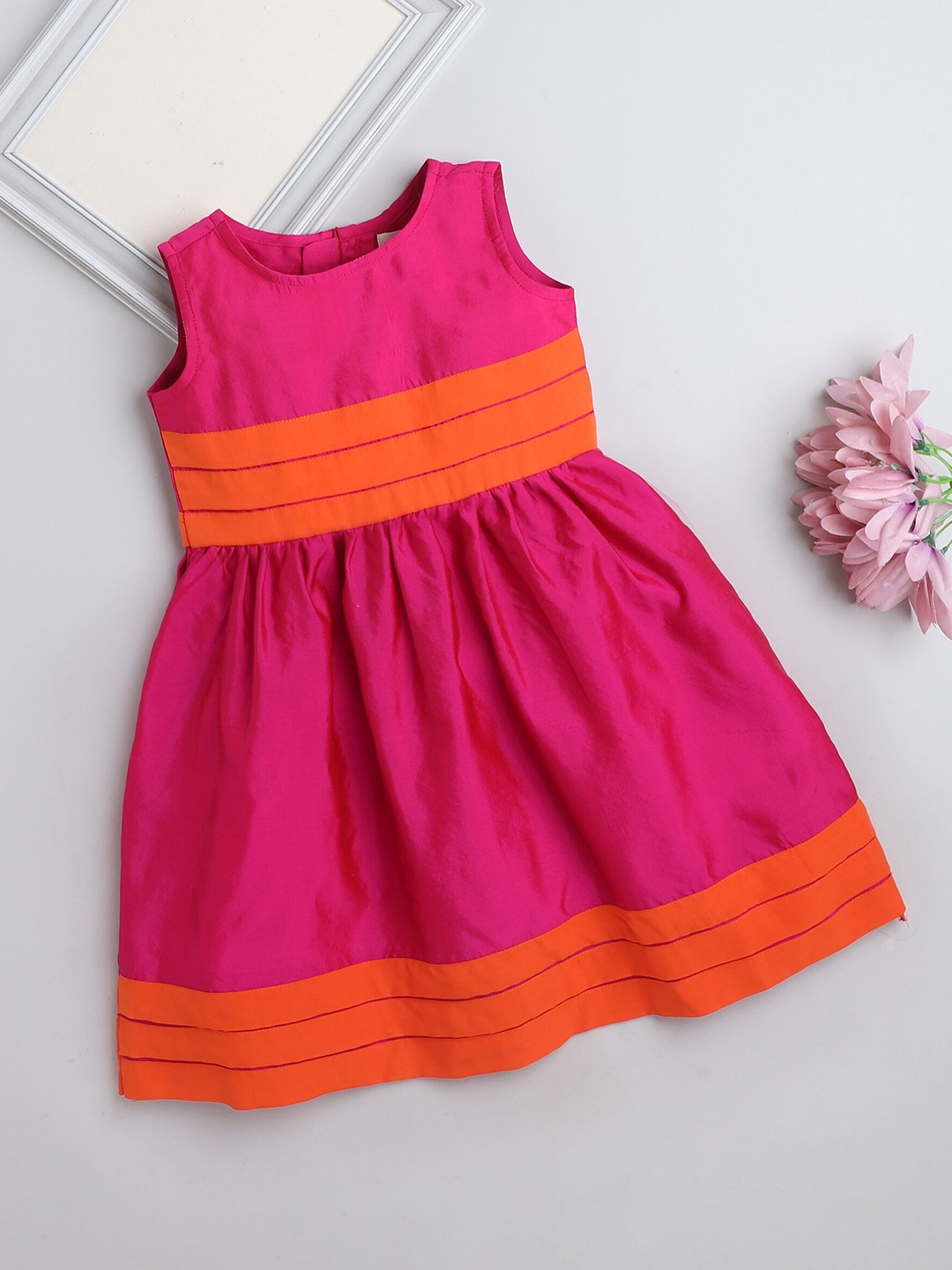 

The Magic Wand Girls Round Neck Bow Fit & Flare Dress, Fuchsia