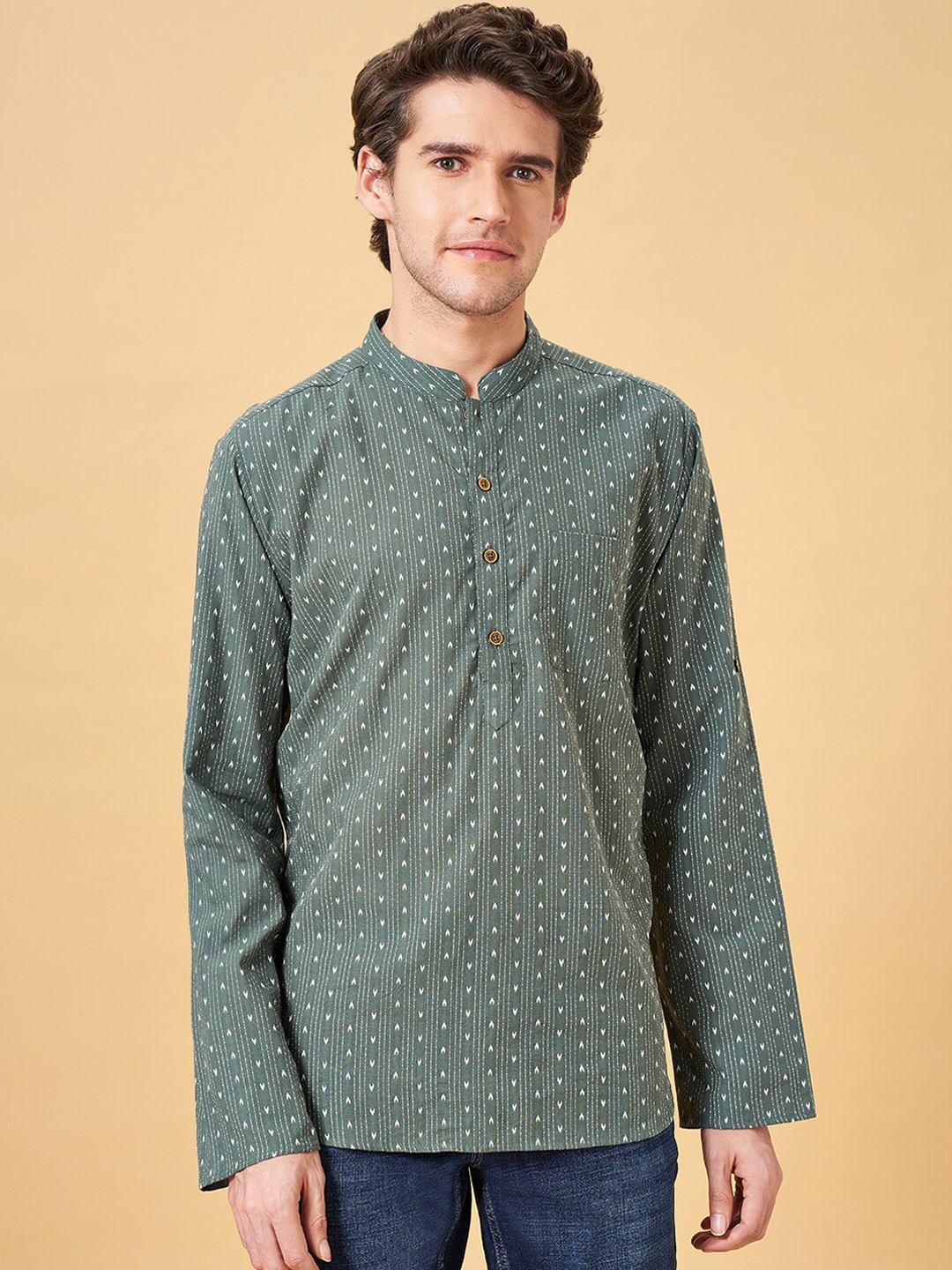 

indus route by Pantaloons Geometric Woven Design Mandarin Collar Pure Cotton Kurta, Olive