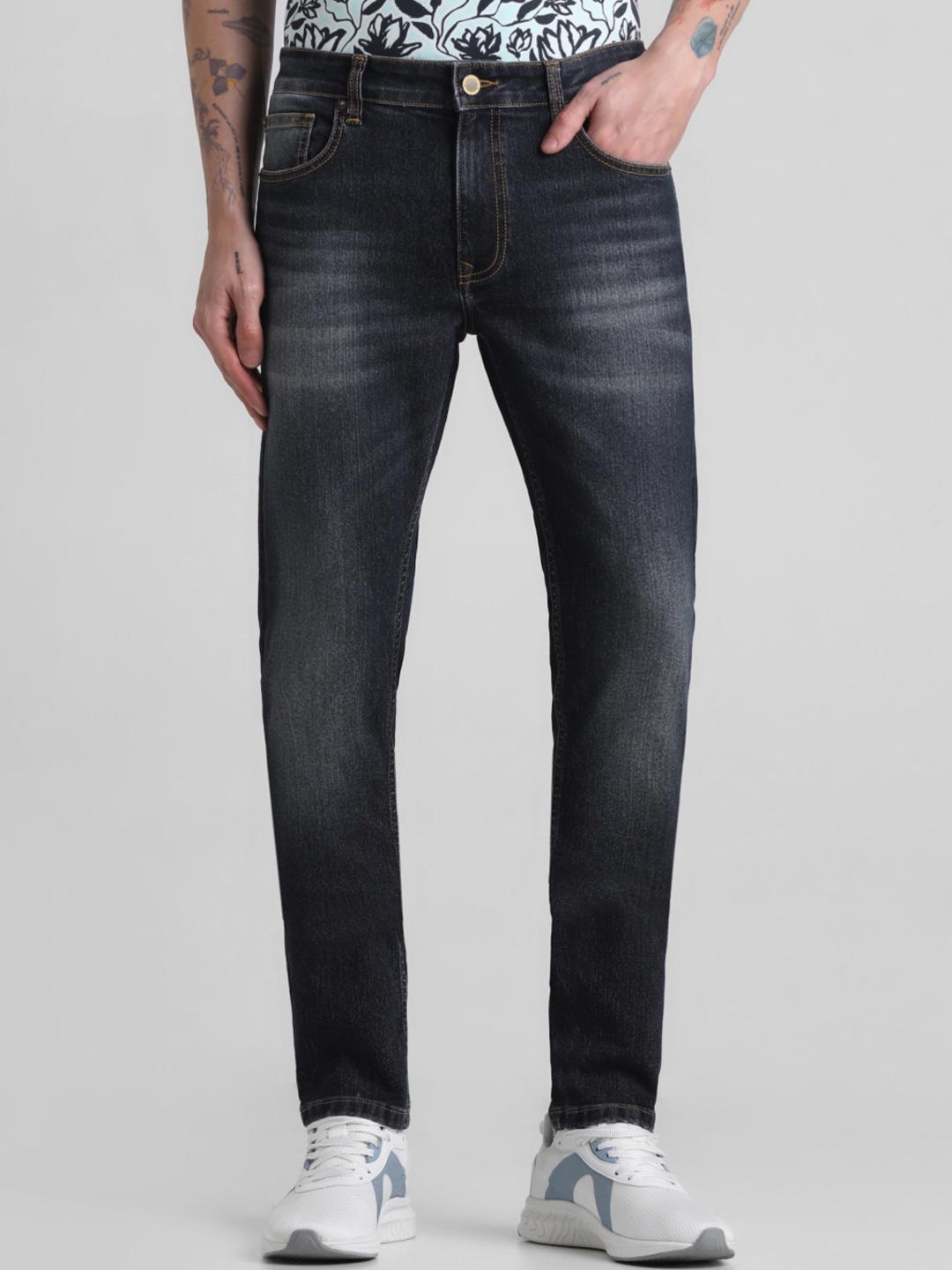 

Jack & Jones Men Skinny Fit Low-Rise Clean Look Heavy Fade Stretchable Jeans, Blue
