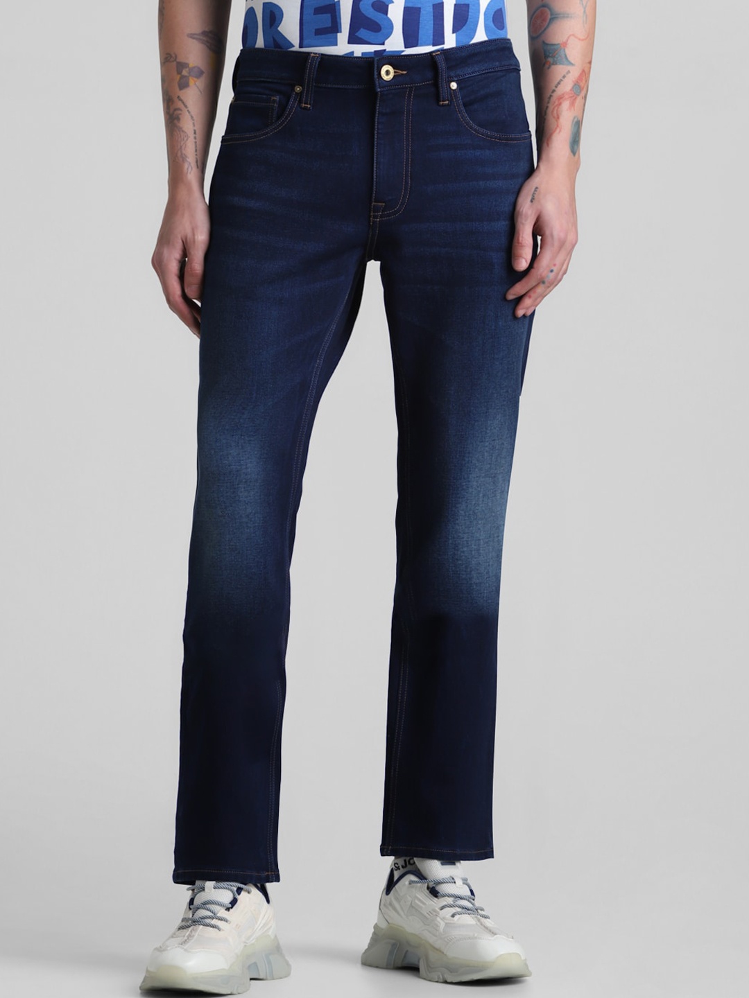 

Jack & Jones Men Clean Look Clark Stretchable Jeans, Blue