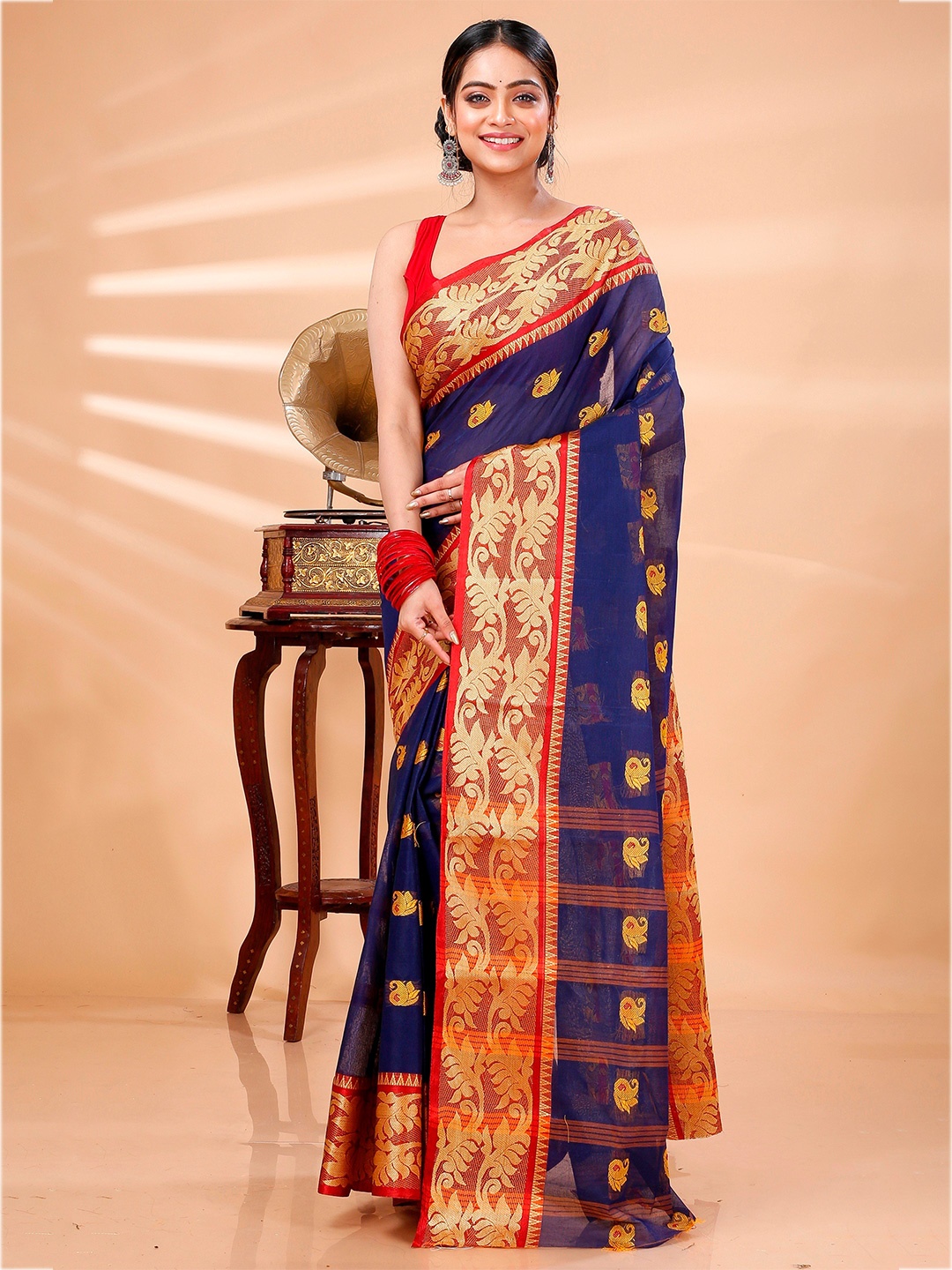 

DipDiya Ethnic Woven Design Zari Pure Cotton Taant Saree, Navy blue