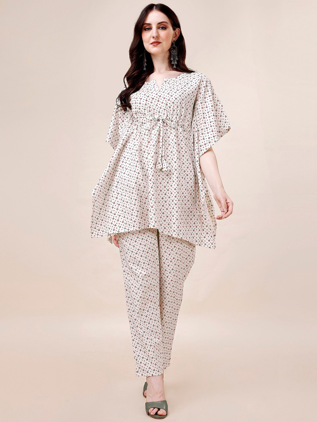 

WILNERCROWN Floral Printed Extended Sleeves Kurti with Trousers, White