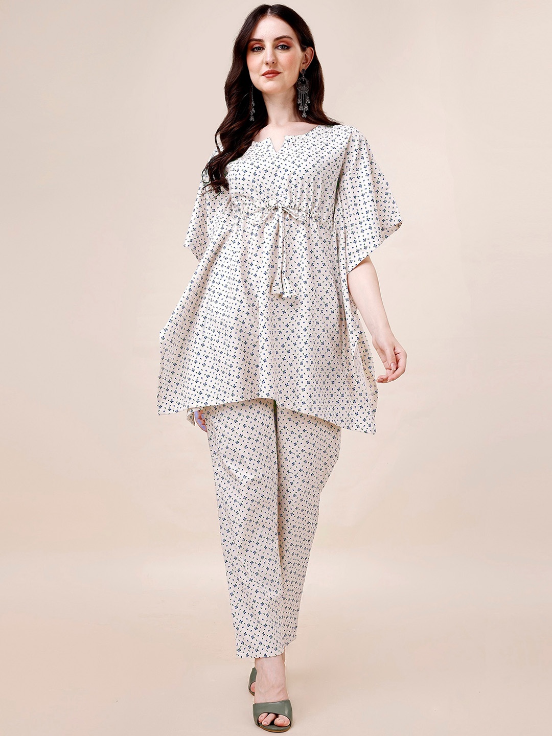 

WILNERCROWN Floral Printed Extended Sleeves Kurti with Trousers, White