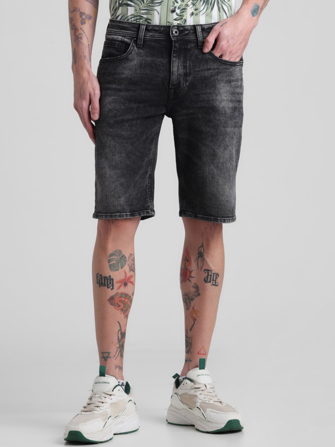 

Jack & Jones Men Washed Low-Rise Denim Shorts, Black